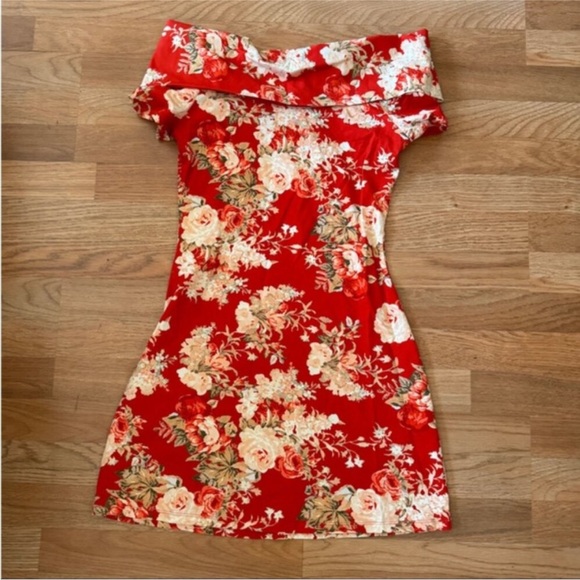 SÉZANE Doriana Bodycon Dress in Red Floral Print sz L NWT - Picture 9 of 11